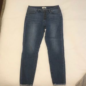 Low rise jeans